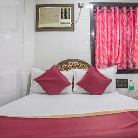 Relax Guest House ムンバイ エクステリア 写真
