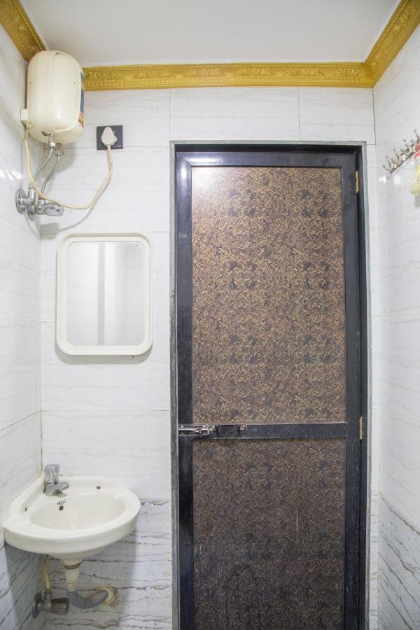 Relax Guest House ムンバイ エクステリア 写真