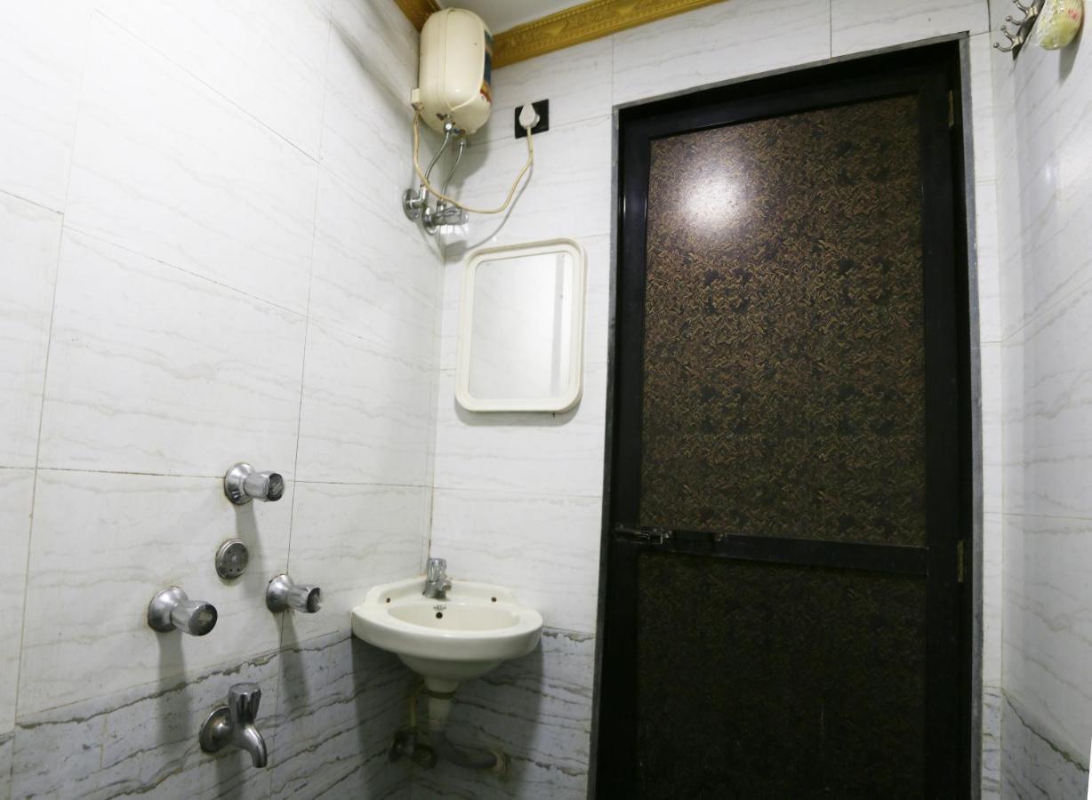 Relax Guest House ムンバイ エクステリア 写真